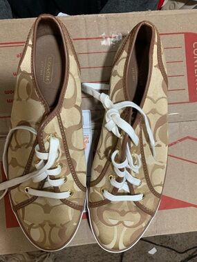 Coach Beige/Tan Signature Canvas Lace-Up Sneakers
